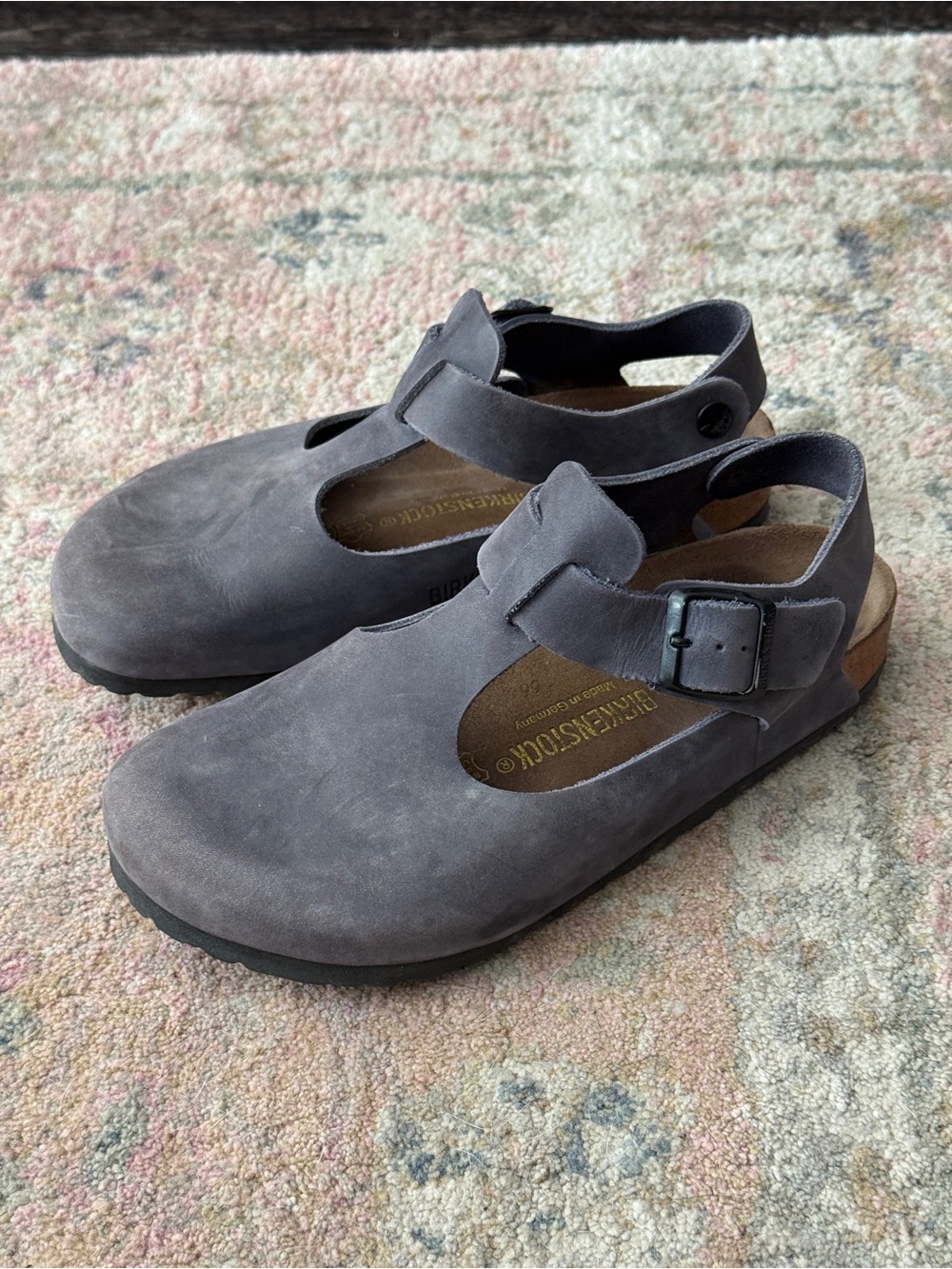 Birkenstock Sz 39 Paris Dark Grey Suede T-Strap Clogs Womens Sz 8 Men’s Sz 6